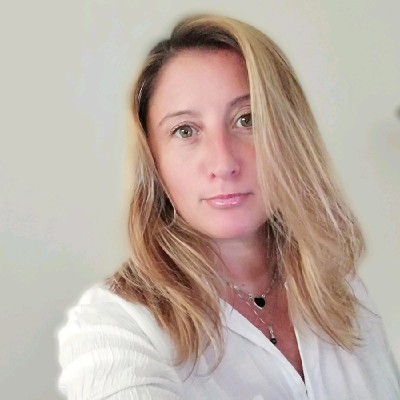 Federica De Lorenzi, autrice esperta di customer journey e contenuti digitali